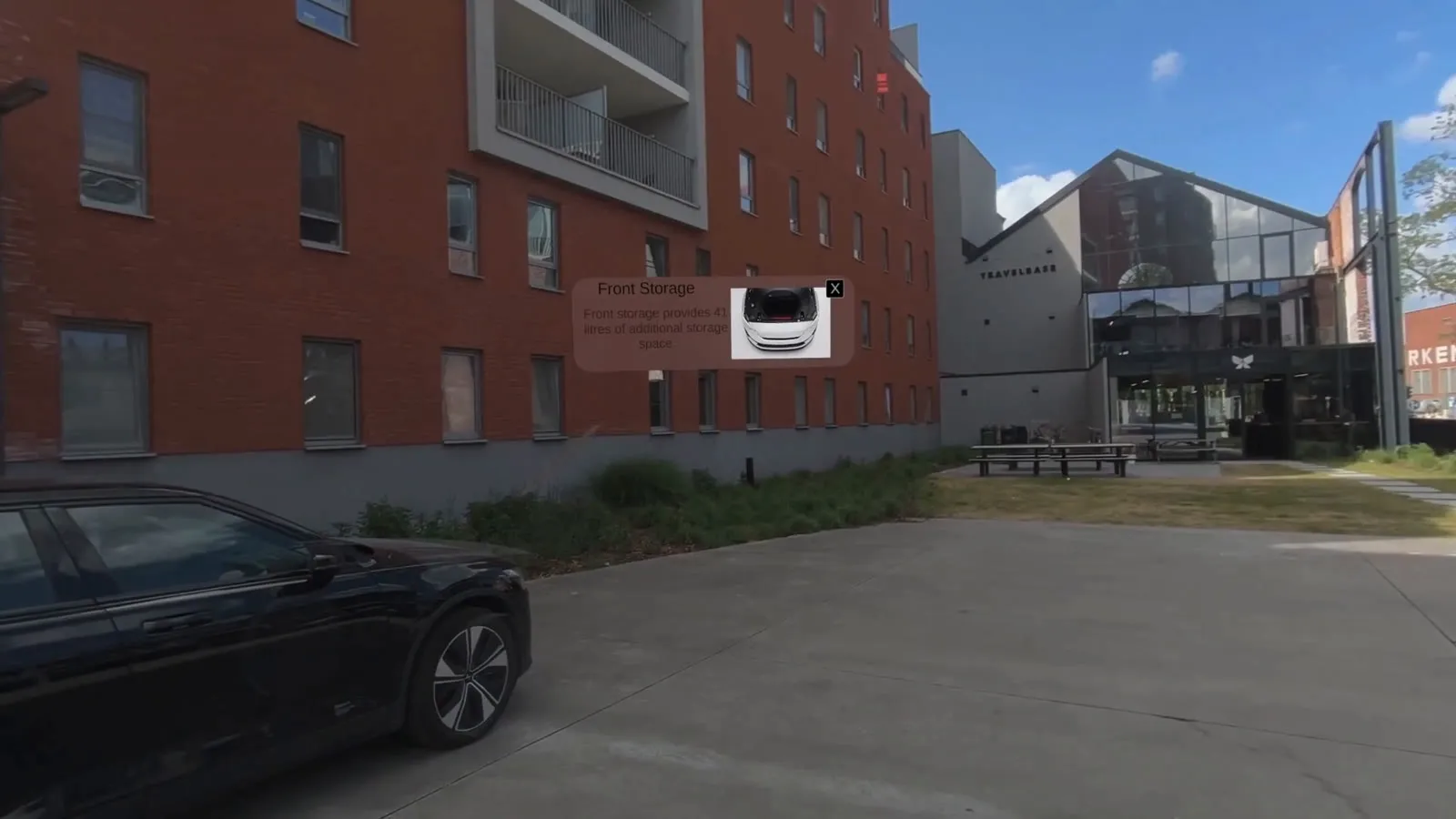 A single XR hotspot with image and details